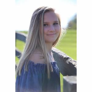 Meet your Posher, Ava